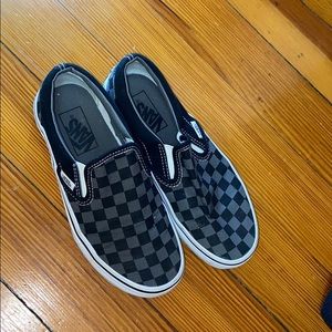 slip on black checkered vans